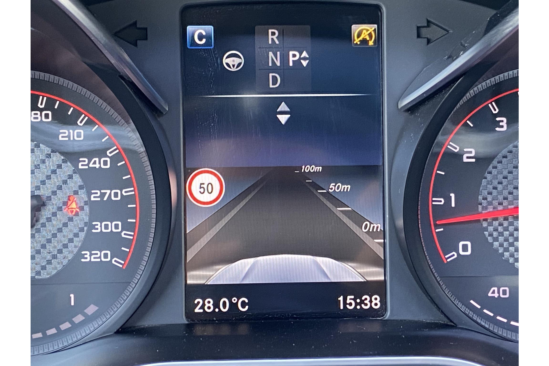 Mercedes-Benz C-Klasse C63S C63 63 S AMG*HUD*IWC*PANO*LED*CARBON*DISTR+